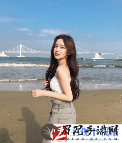 一面膜胸口一面膜下从嘴到胸：面膜护肤新境界，给你无与伦比的深层修复！