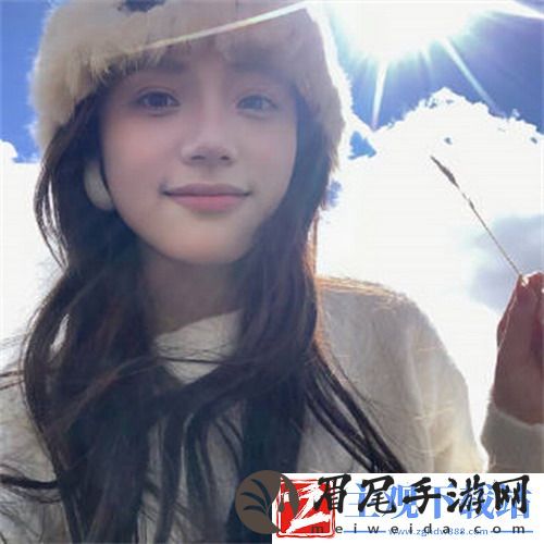 麻花传MD174苏蜜清歌许依然：揭秘苏蜜与清歌的独特联动，许依然演绎无限精彩！