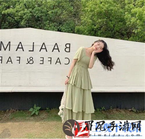 老公看我和别人发的关系：一段对话引发的信任危机，情感风暴突如其来！