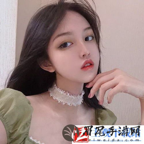 国外真人csgo视频：体验真实战场的激烈对决，感受逼真游戏场景的震撼体验！