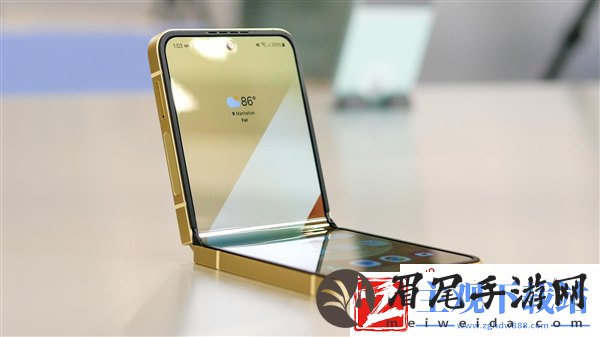 折叠屏市场卷麻了！盘点大小折叠的优缺点