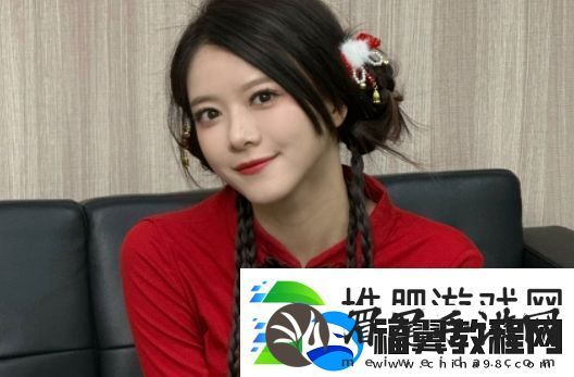 LPL女主持骆歆曝光收入