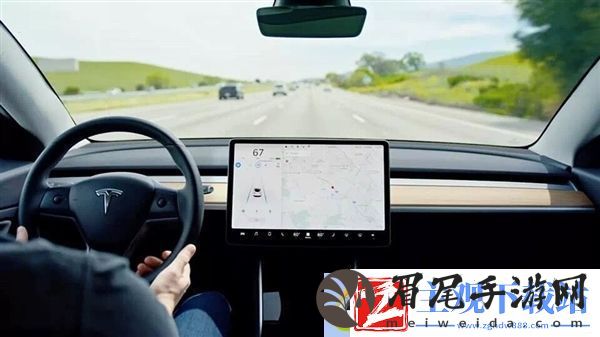 特斯拉自动驾驶出租车遭受质疑！监管机构称没有许可