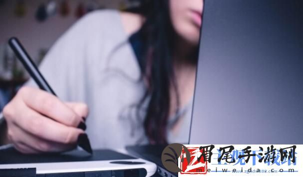 联想thinkbook14灯白了不开机怎么办-联想小新14开不开机电源灯闪白灯