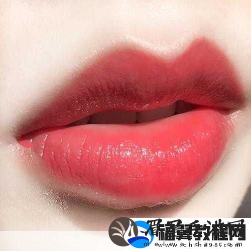 蜜桃色的YSL