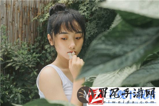 瞩目