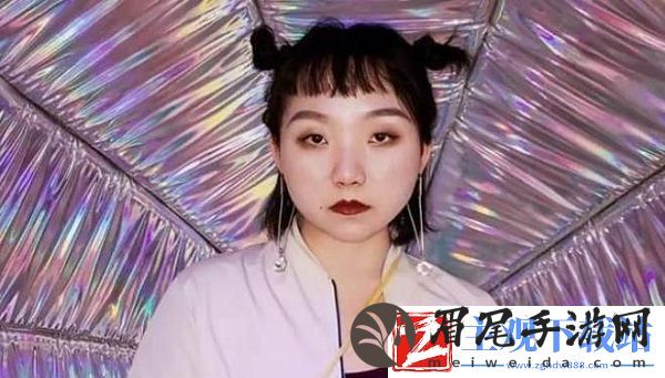 辣目洋子转手售卖朋友礼物人设崩塌