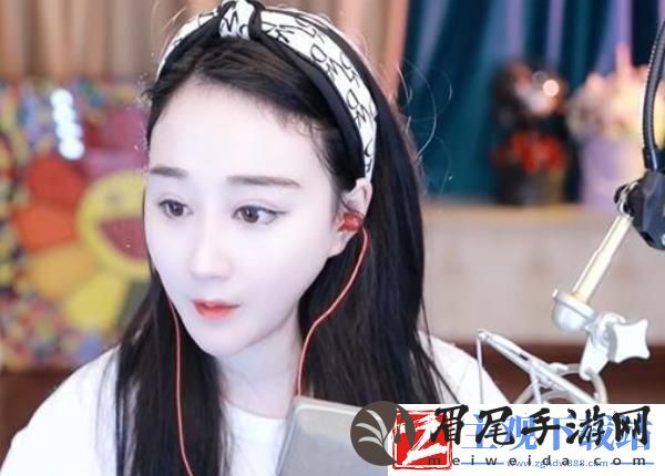 YY女主播沈曼无视违约金硬气跳槽-不料被背后大哥“坑惨”！