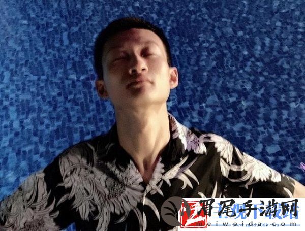 快手网红天道被男子碰瓷视频全曝光-疑似被有关部门带走并住进医院