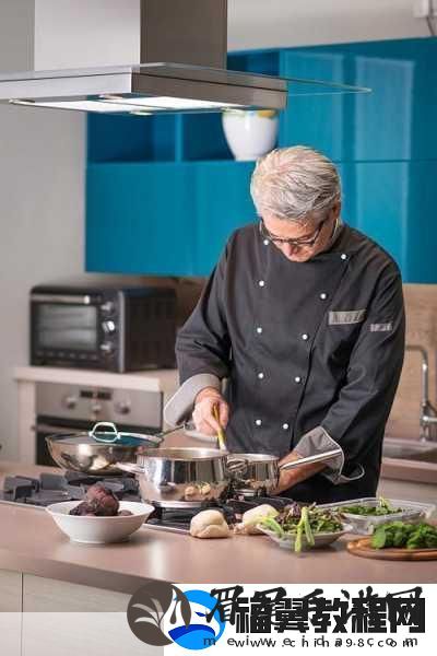 厨师苏尔曼制作美食中文版来袭