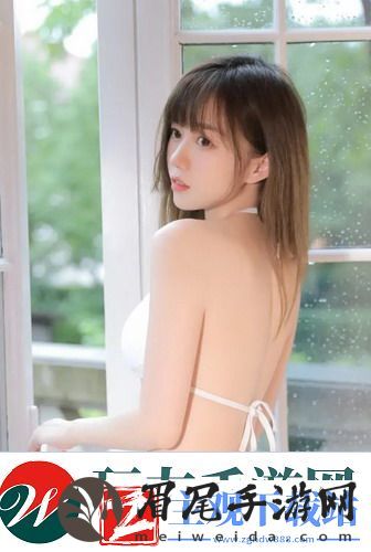 无人区插曲免费播放-网友：这首歌听了让人心潮澎湃-仿佛置身辽阔荒野之中-感受自由与孤独的交织！